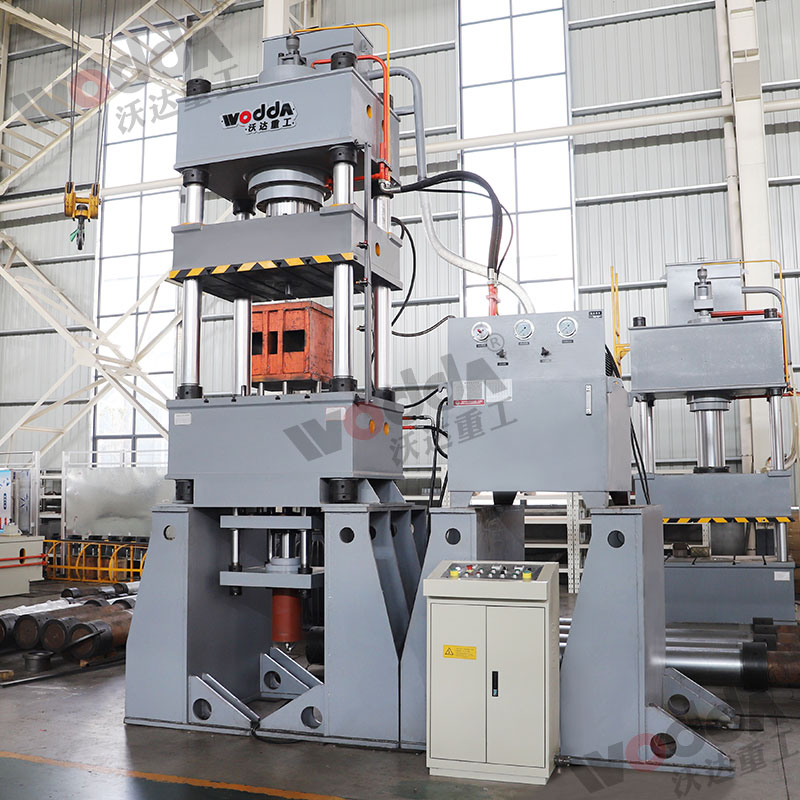 400噸四柱拉伸液壓機(jī) 400噸四柱拉伸液壓機(jī)